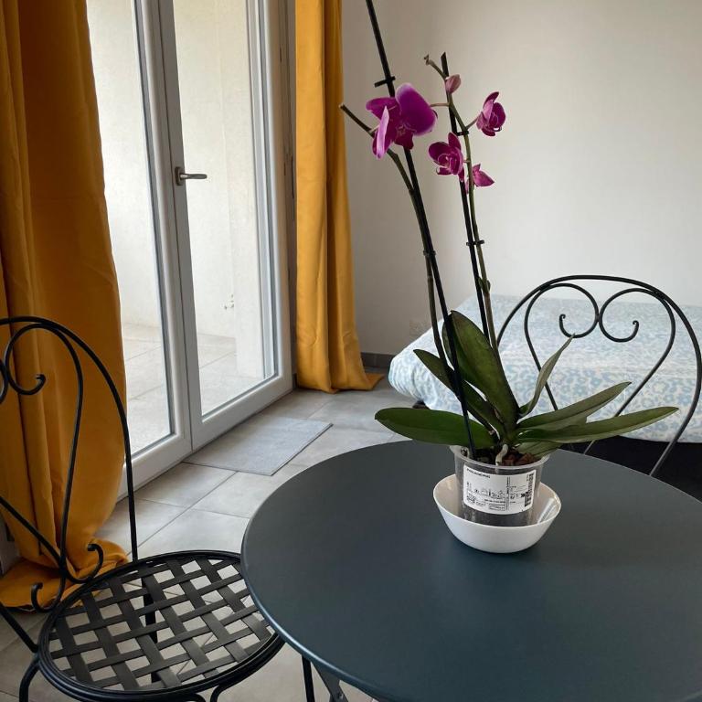 Petit cocon Sètois ! Balcon avec vue et parking - Apartamento de 1 dormitorio - 4
