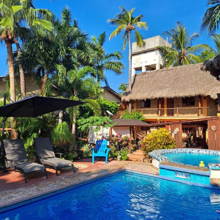 HOTELITO SWISS OASIS, Playa Zicatela - Adults Only - Kitchen - Cocina - Habitación Doble - 15