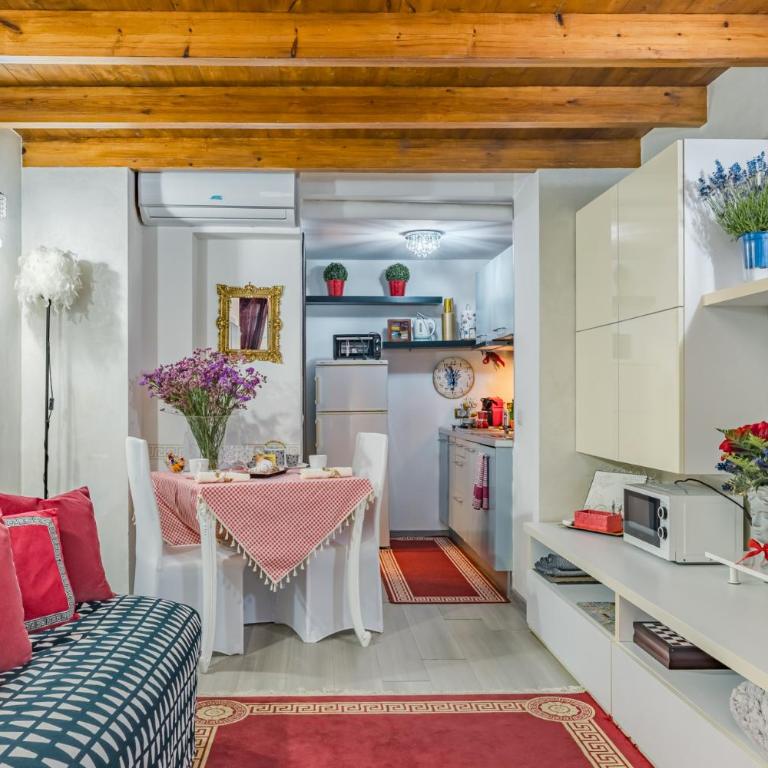 Diana Romantic Loft - Loft - 13
