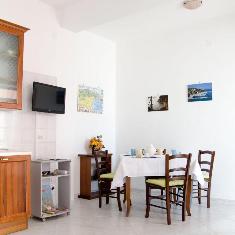 Casa Campanina - One-Bedroom Apartment - 12