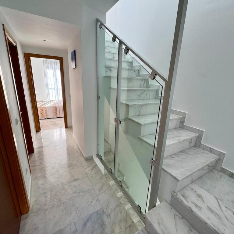 Triplex con vistas al mar junto al campo de golf de Calanova - Apartamento - 12