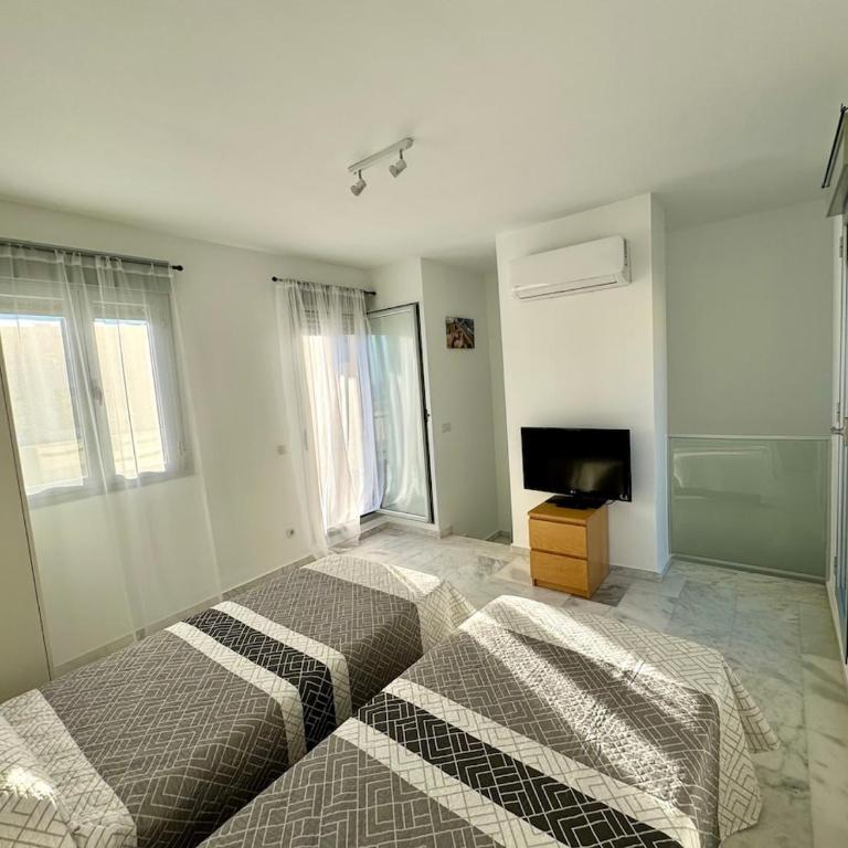 Triplex con vistas al mar junto al campo de golf de Calanova - Apartamento - 62