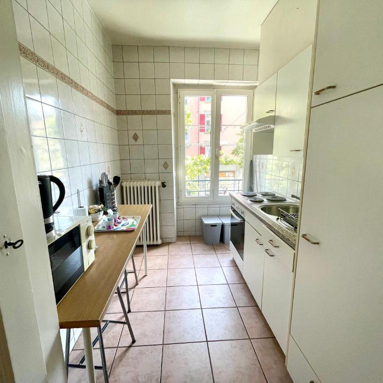 8 minutes walking from Lausanne Train station - One-Bedroom Apartment - 18