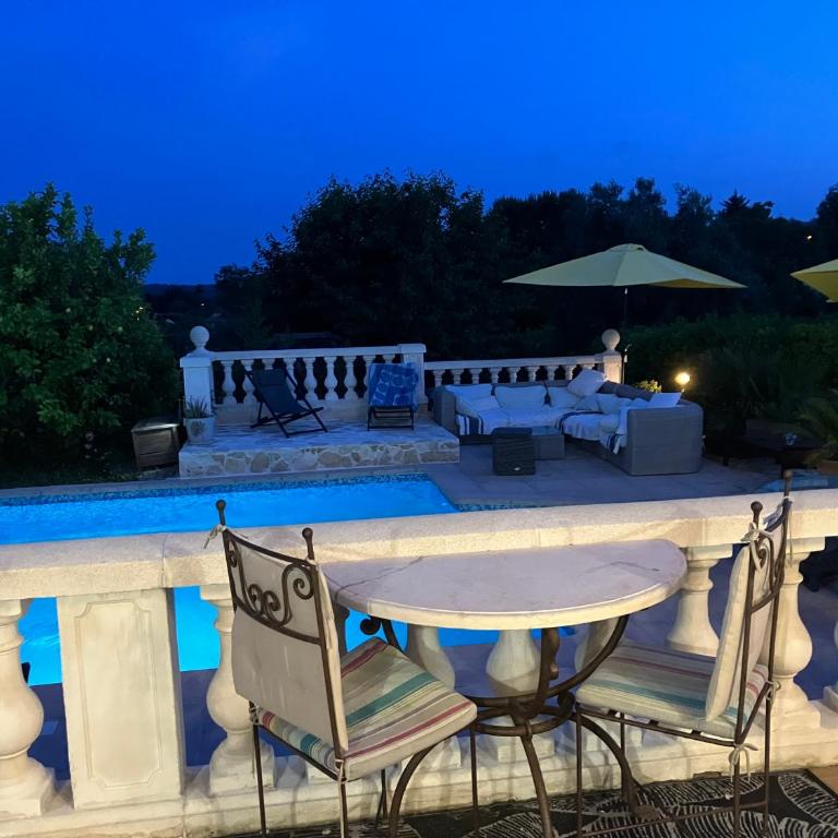 Villa Bibaou - Chambre Double - Vue sur Piscine - 39