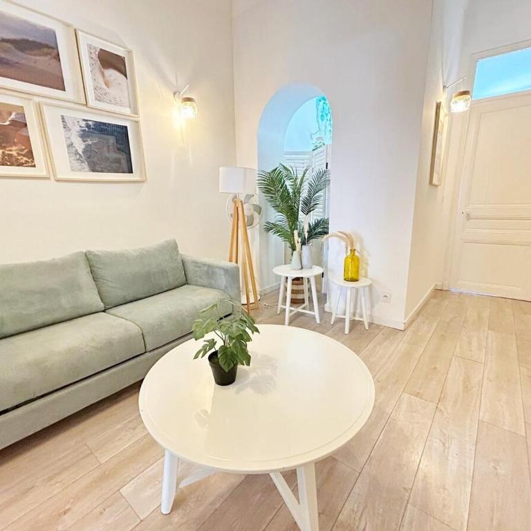 RF108 Spacious 3-room Centre Cannes - Appartement 2 Chambres - 10