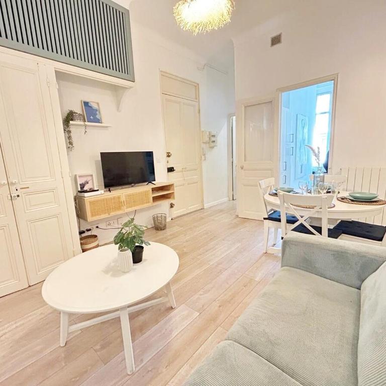 RF108 Spacious 3-room Centre Cannes - Appartement 2 Chambres - 15