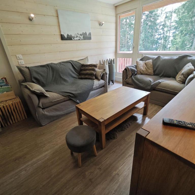 Appart 8 Personnes avec Salon Neuf et Parking Couvert Le Thuria - Three-Bedroom Apartment - 11