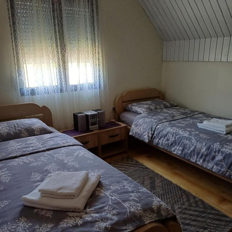 Sunrise - Two-Bedroom House - 6