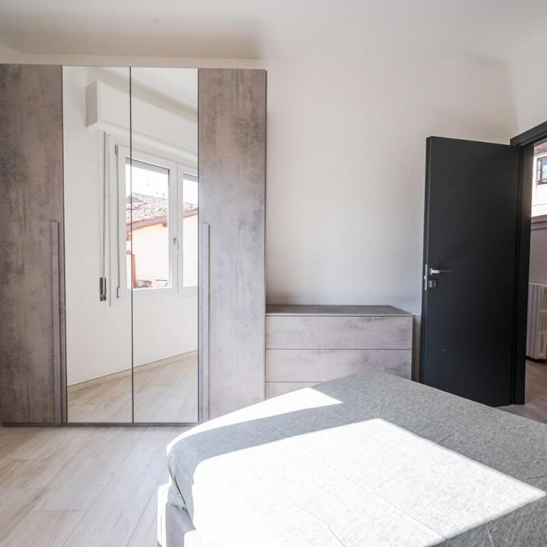 Smart Life House in the heart of Modena - Appartamento con 2 Camere da Letto - 22