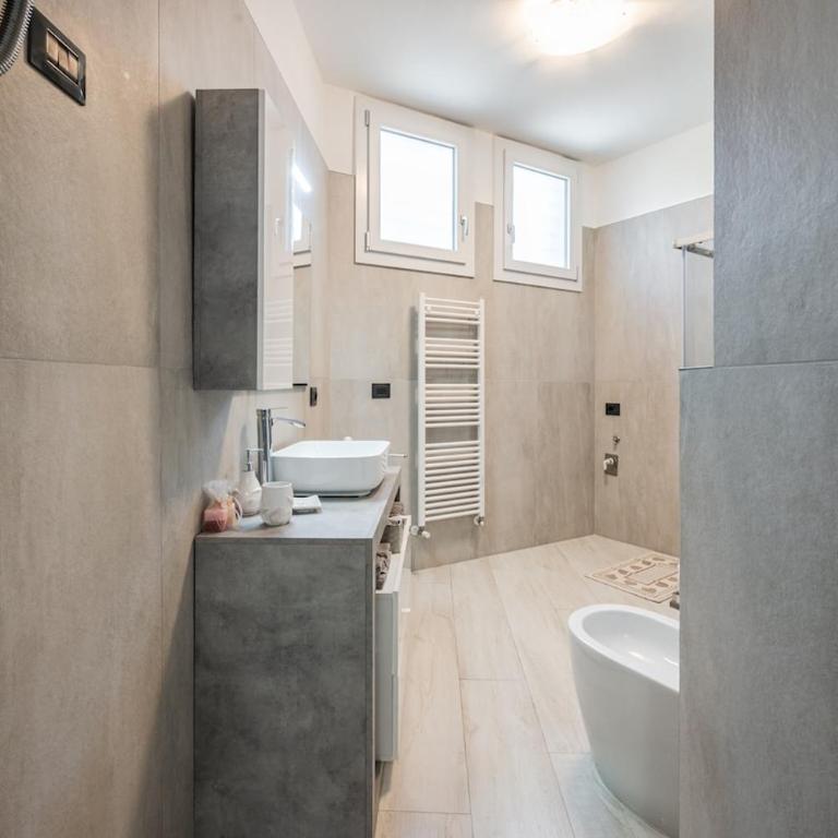 Smart Life House in the heart of Modena - Appartamento con 2 Camere da Letto - 24
