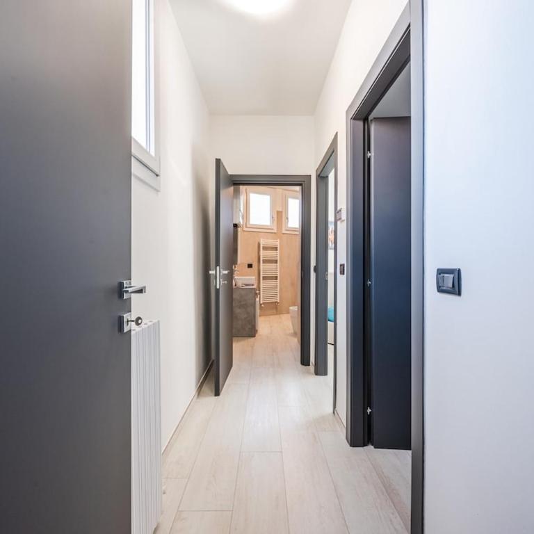 Smart Life House in the heart of Modena - Appartamento con 2 Camere da Letto - 11