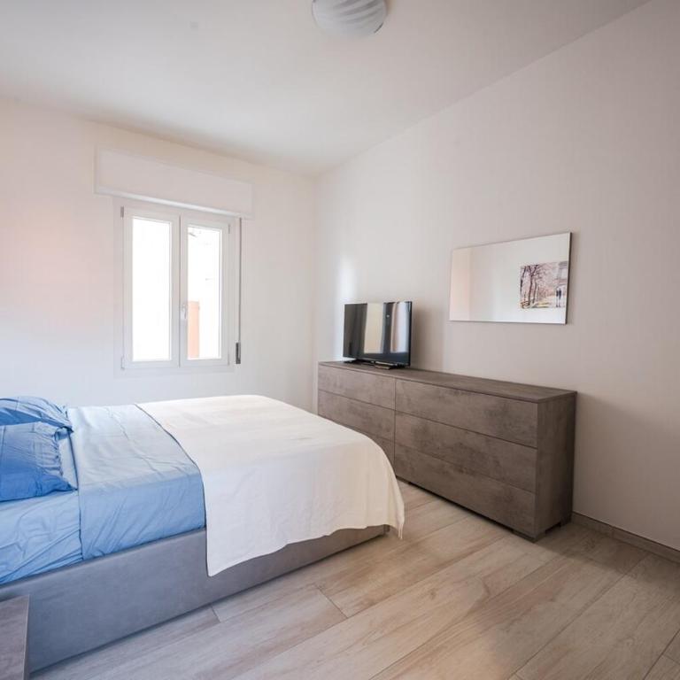 Smart Life House in the heart of Modena - Appartamento con 2 Camere da Letto - 14