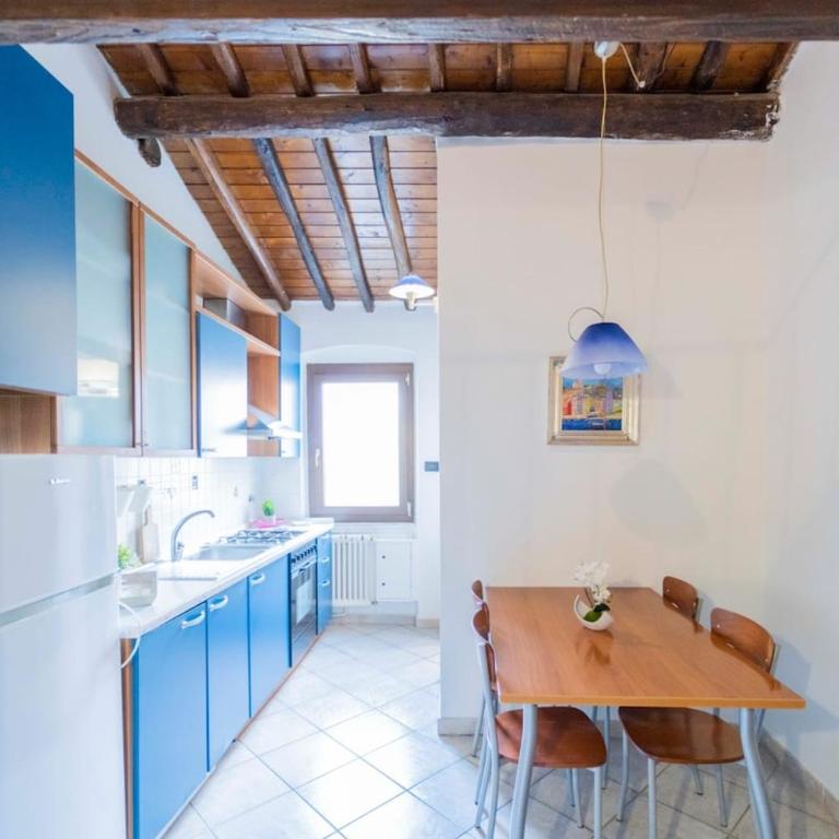 Casa tipica ligure lungomare in pieno centro - Appartamentino su 2 Livelli - 28