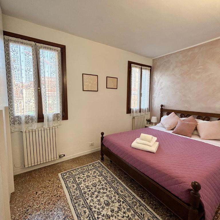 Ca' Sunshine Your Home in San Marcuola Venice - Two-Bedroom Apartment - 23