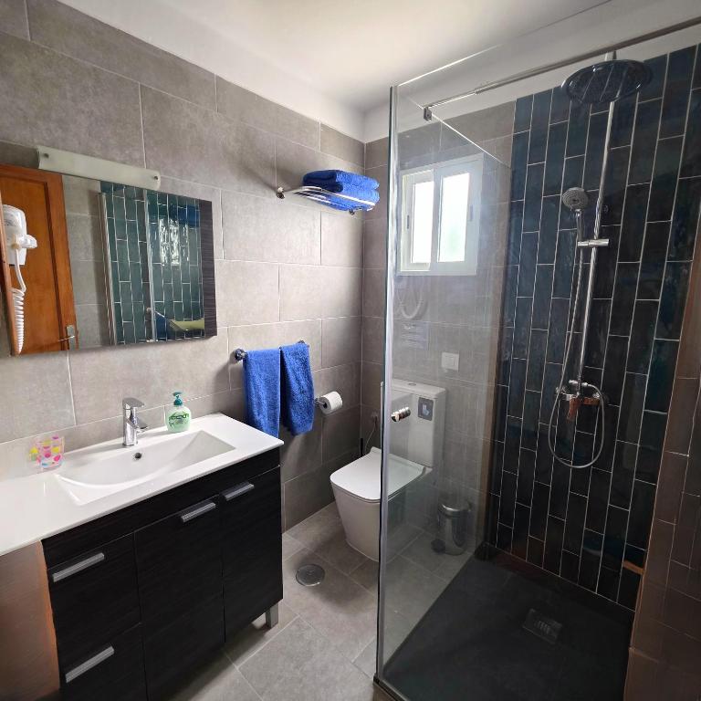 Gueldera Apartments - Deluxe Apartment - 4