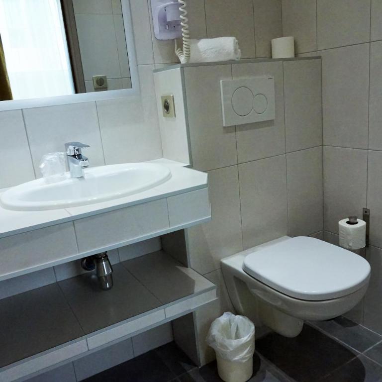 Hotel de la Couronne - Chambre Double Supérieure - 1