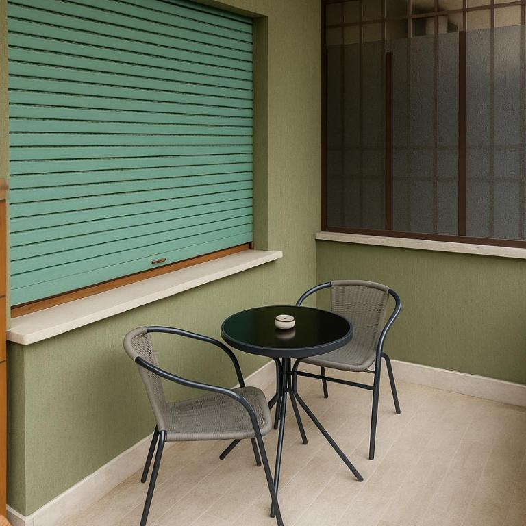 4 Seasons Roma Trastevere - Camera Tripla con Balcone - 20