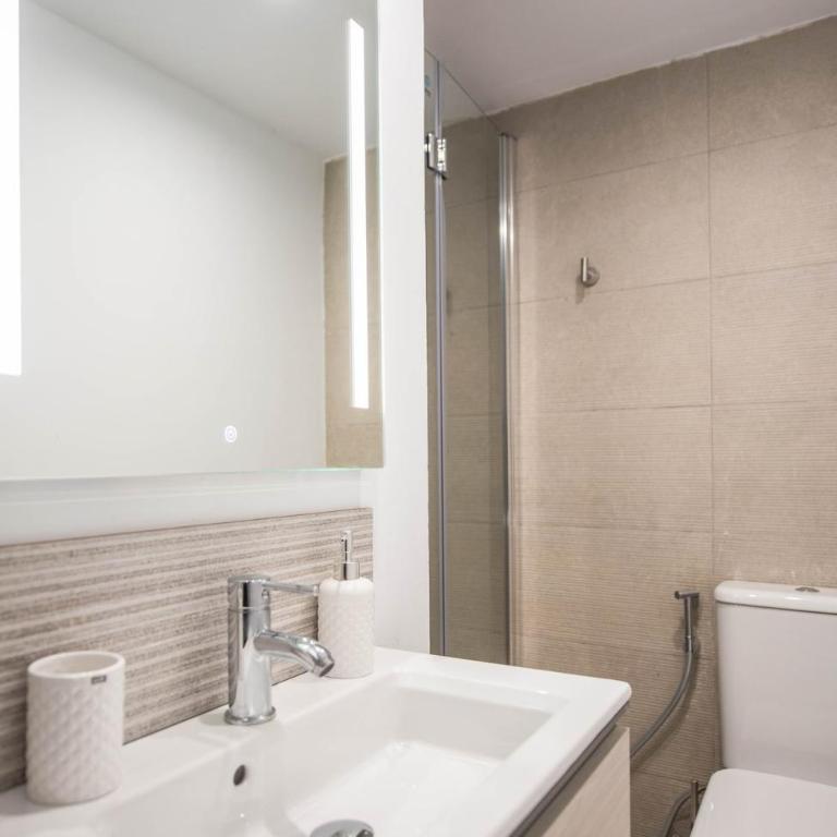 Modern Unit 5 mins walk to Historical - Apartamento Deluxe de 2 dormitorios con vistas al jardín - 39