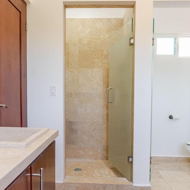 Tacho's House privacy comfort 5 luxury - Four-Bedroom House - 13
