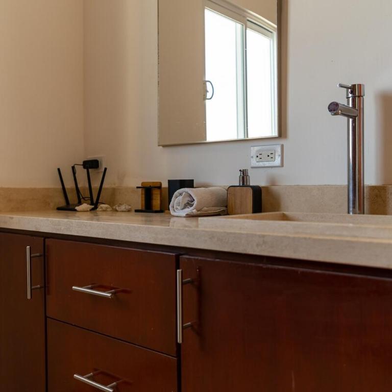 Tacho's House privacy comfort 5 luxury - Four-Bedroom House - 15