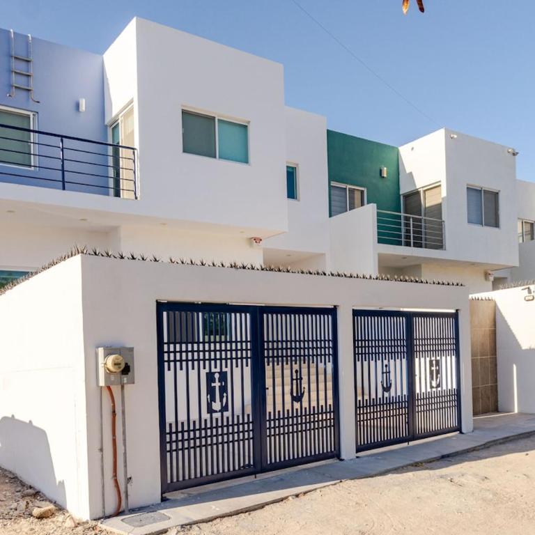 Tacho's House privacy comfort 5 luxury - Four-Bedroom House - 33