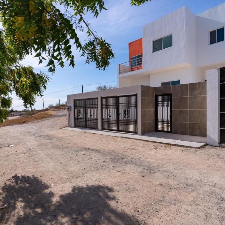 Tacho's House privacy comfort 5 luxury - Four-Bedroom House - 56