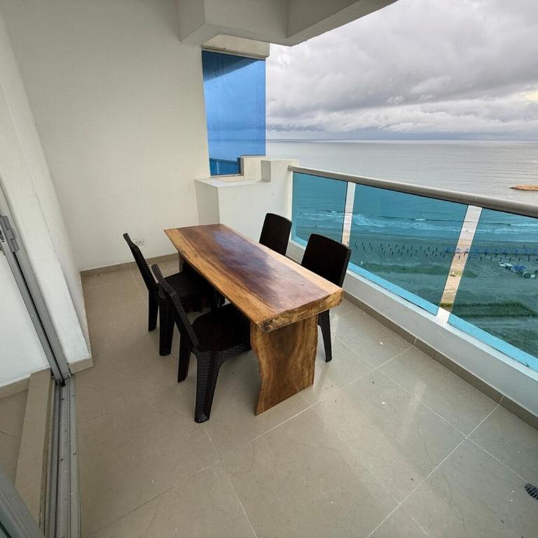 Beachfront Suites Estelar Infinito 1401 - Two-Bedroom Apartment - Oceanfront - 70