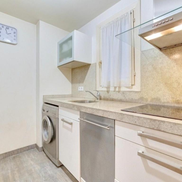 Experience the running of the bulls from your balcony - Two-Bedroom Apartment - 12