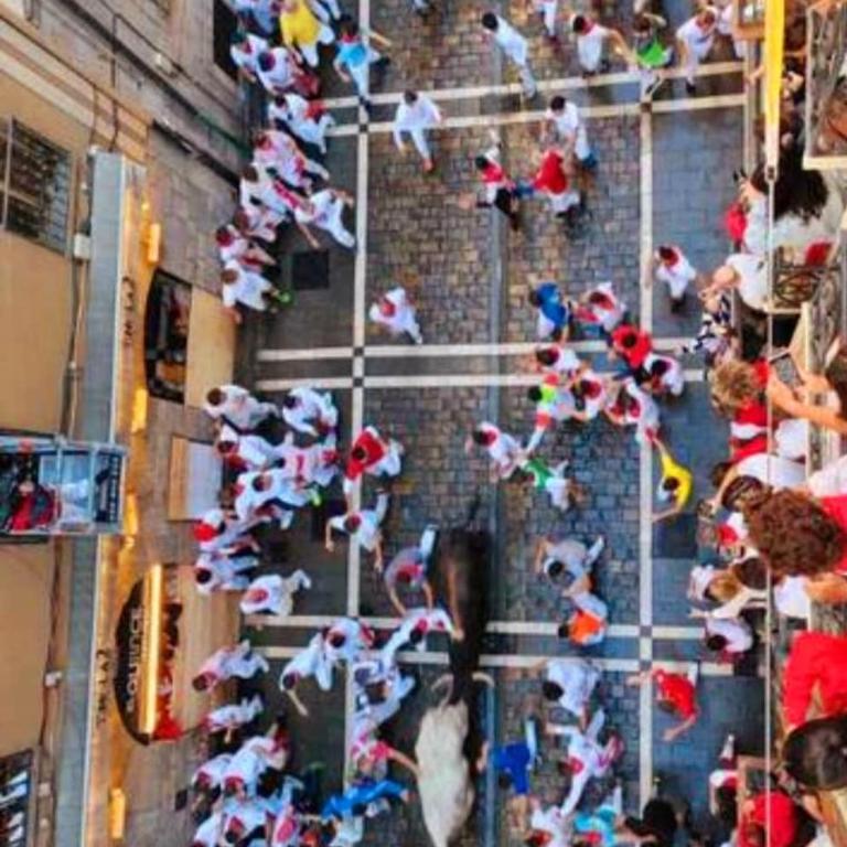 Experience the running of the bulls from your balcony - Two-Bedroom Apartment - 16
