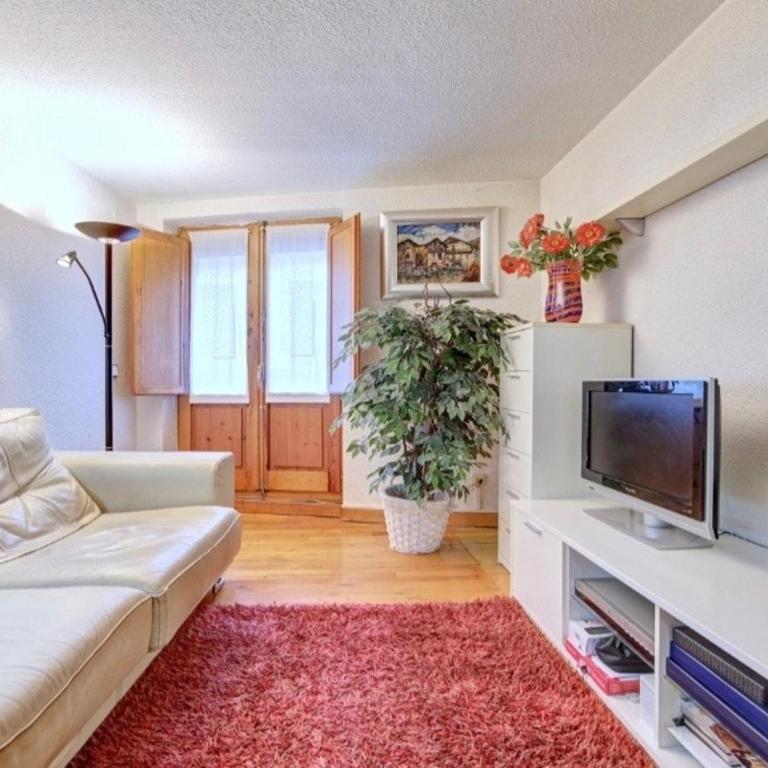 Experience the running of the bulls from your balcony - Two-Bedroom Apartment - 19