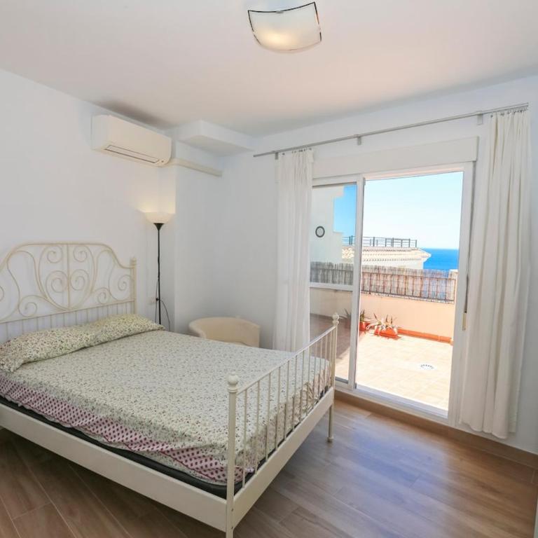 Penthouse Ocean Views and Garage - Two-Room Apartment - 4