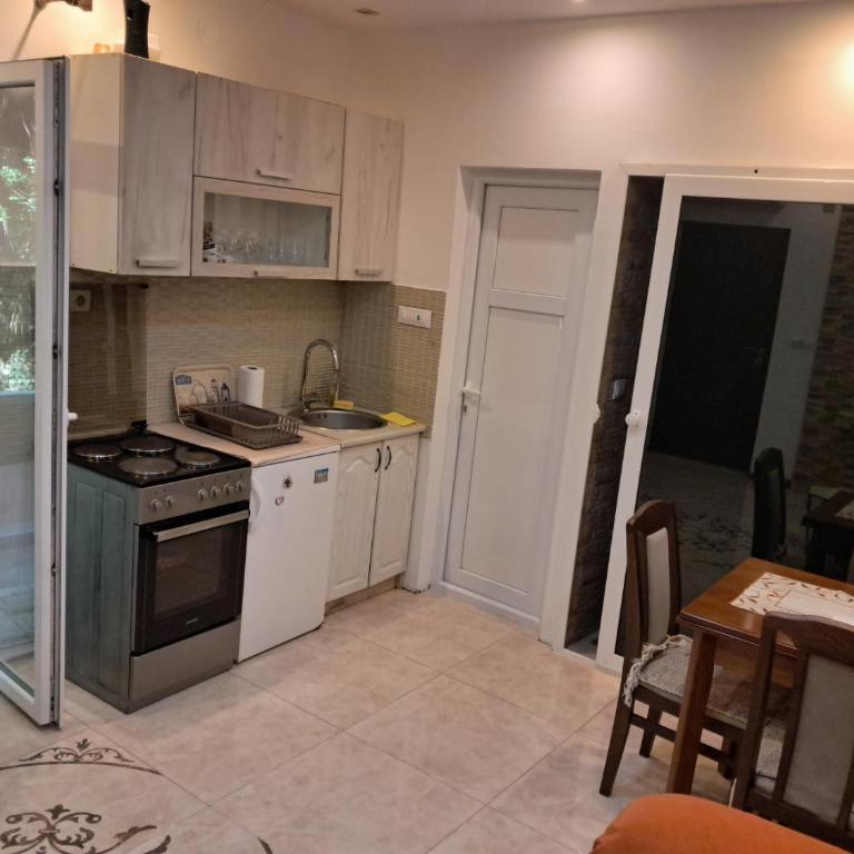 Apartman Alex - One-Bedroom Apartment - 5