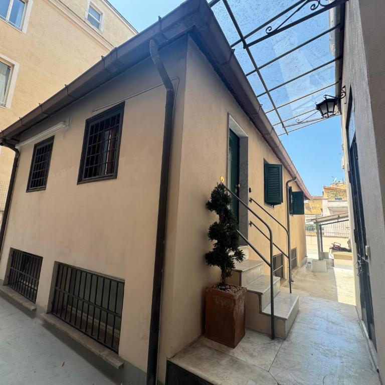 Domus Colosseum, detached house just few steps from the Colosseum - Chalet con 1 Camera da Letto - 56