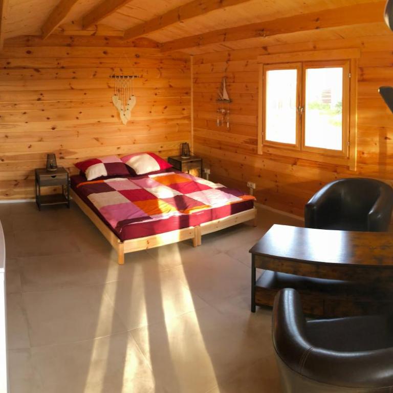 Chambre 3 - Chambre Double ou Lits Jumeaux Deluxe – Vue sur Jardin - 2