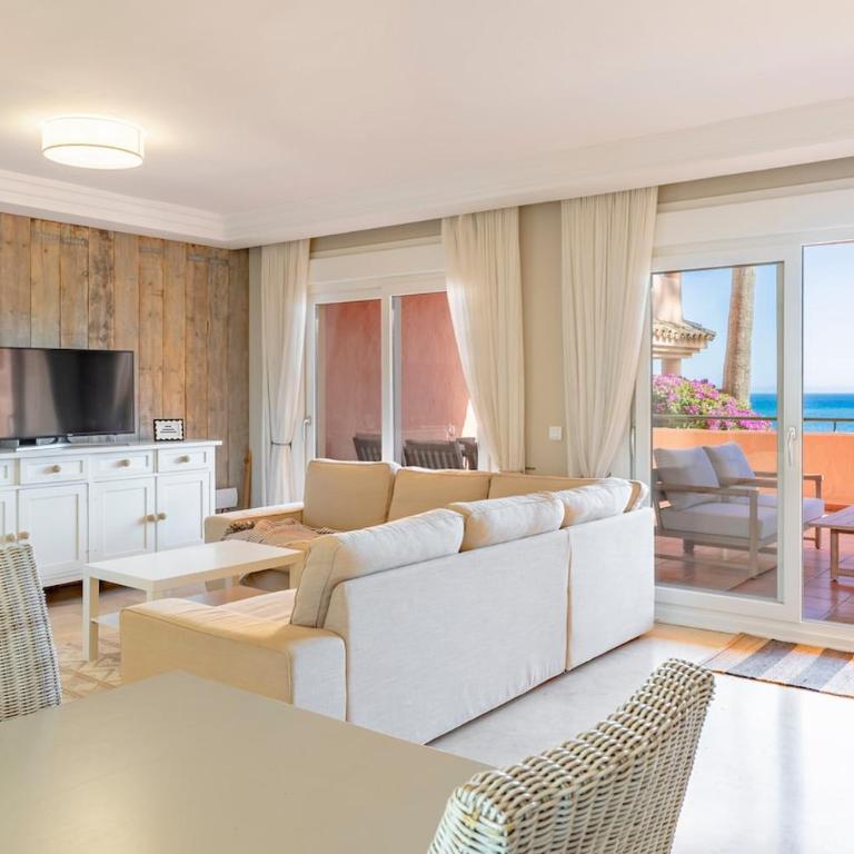 Beachfront 3BR Townhouse with pool in Estepona - Apartamento de 3 dormitorios - 6