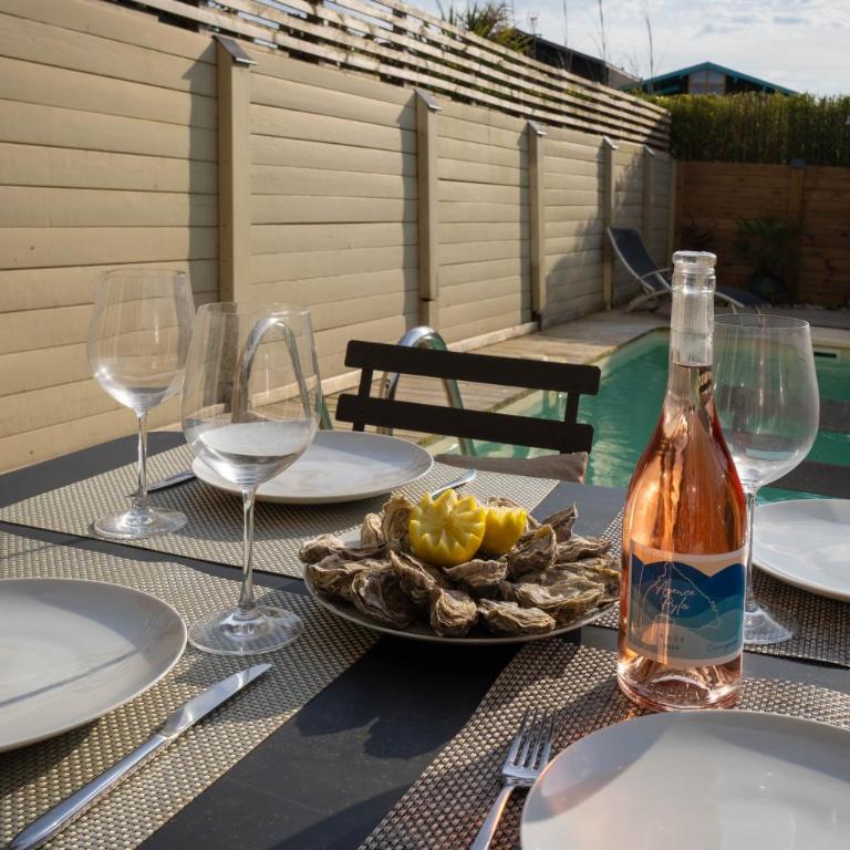 Villa Testerine, à côté du port, à 5 mn des plages - Three-Bedroom Villa - 2