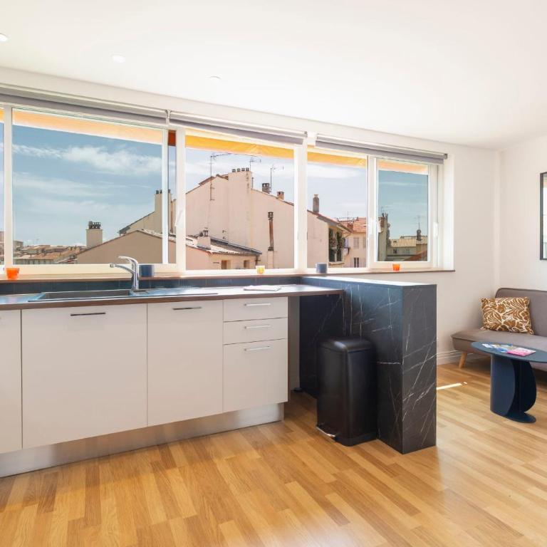 Vauban Stylish 1-Bedroom Apartment in Antibes City Center with AC - Apartment - 1
