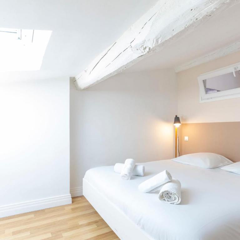 Vauban Stylish 1-Bedroom Apartment in Antibes City Center with AC - Apartment - 8