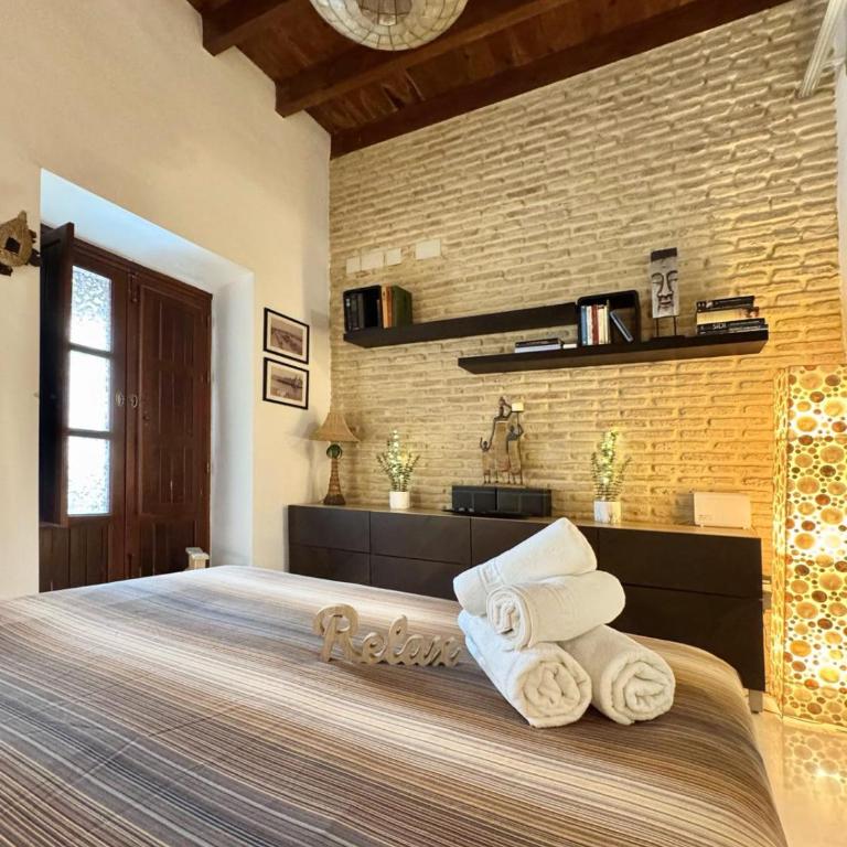 Aires de Triana - One-Bedroom Apartment - 1