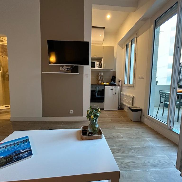 Central studio and sun terrace - Appartement 1 Chambre - 2
