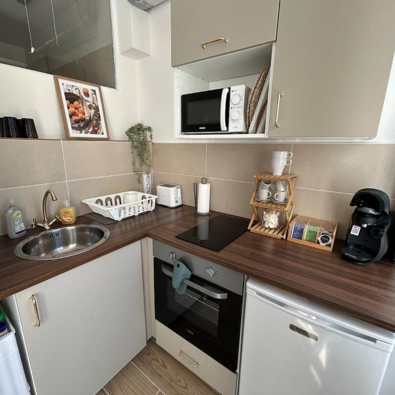 Central studio and sun terrace - Appartement 1 Chambre - 7