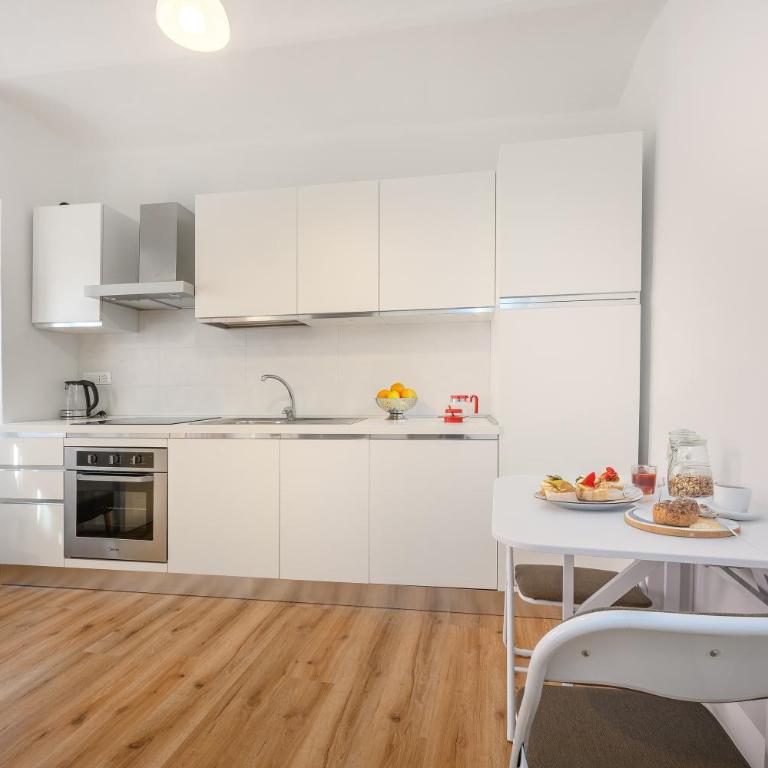EliEli - Appartamento con 3 Camere da Letto - 30