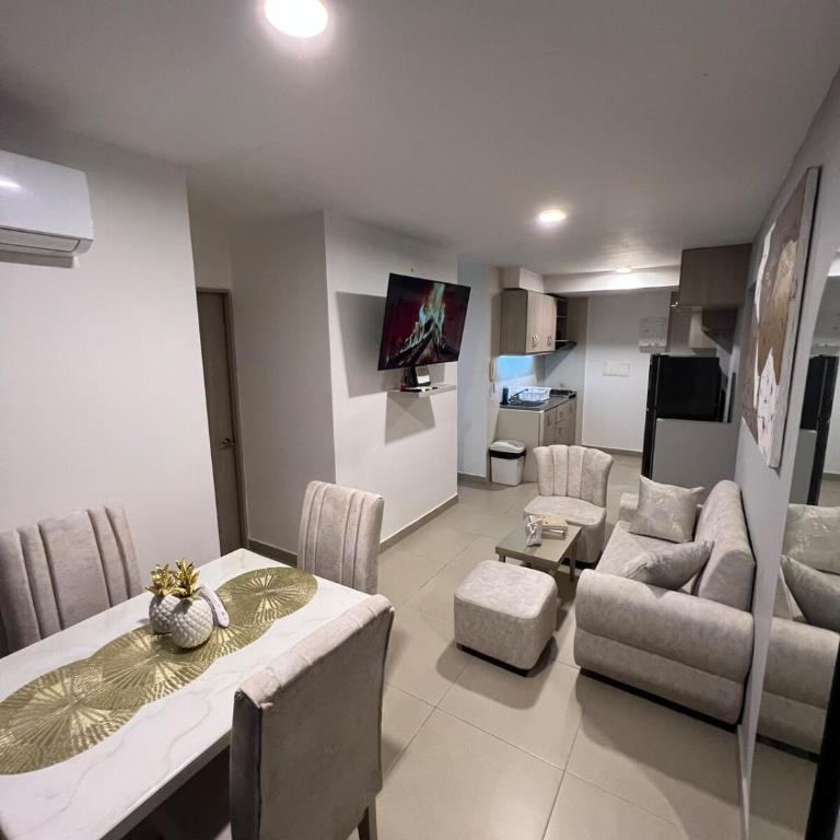 Exclusivo apartamento art zona norte - Three-Bedroom Apartment - 4