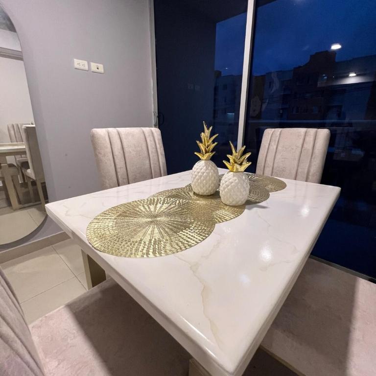 Exclusivo apartamento art zona norte - Three-Bedroom Apartment - 7