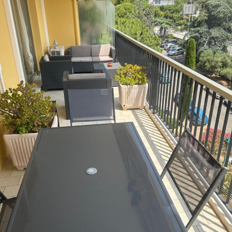 Elegant apartment a Nice, Sea View - Appartement 2 Chambres - 5