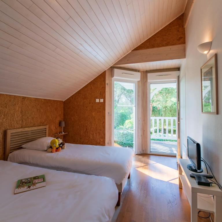 Résidence Lagrange Vacances Villas Eden Club - Three-Bedroom Villa (6 Adults) - 6