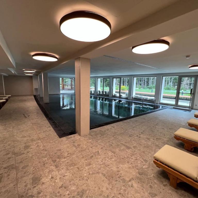 Suite 6 posti Corbet - Piscina -Spa - gym-giardino - Appartamento con 2 Camere da Letto - 3