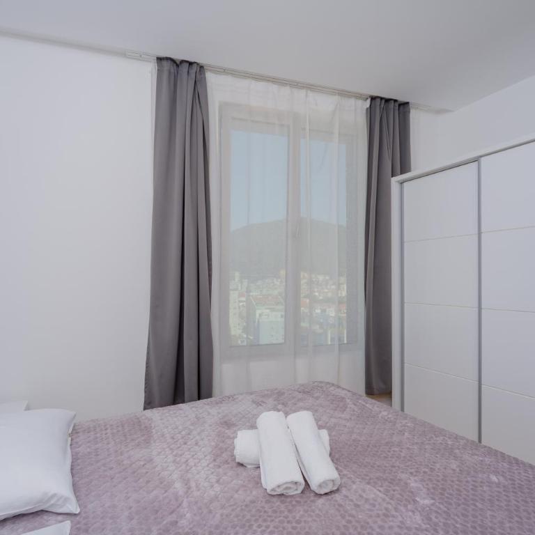City Apartments 2 - King Room - 22