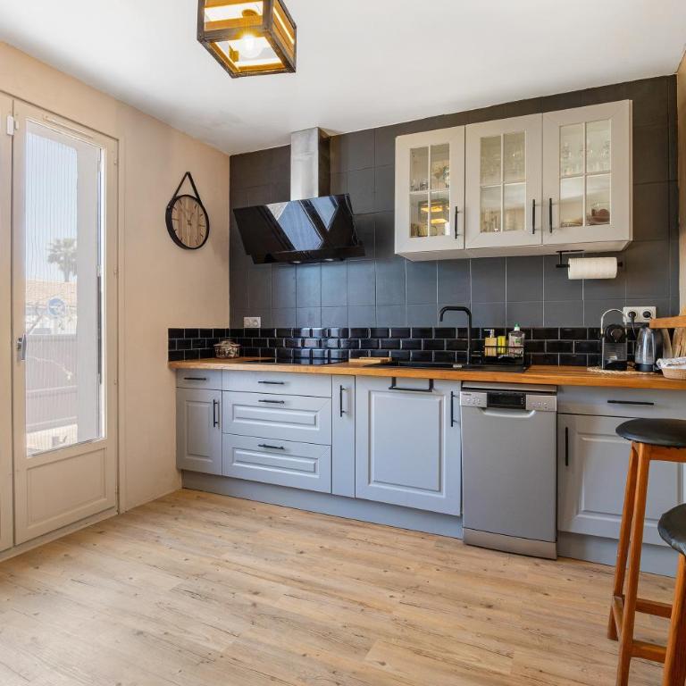 La Maison Ensoleillée - Avec jardin et terrasse - Maison 3 Chambres - 4
