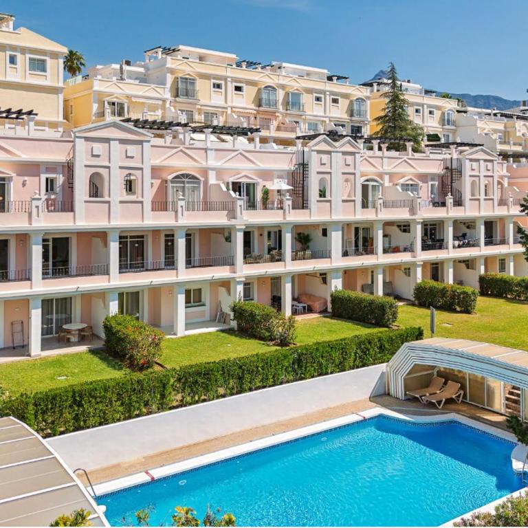 Triplex en Aloha Gardens, 4 habitaciones - Apartamento - 24